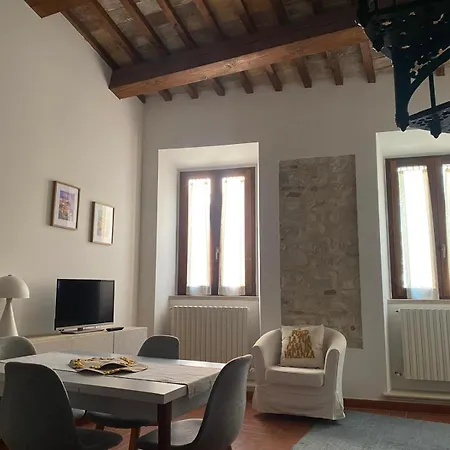Apartamento S318 - Sirolo, Meraviglioso Trilocale In Palazzo Storico